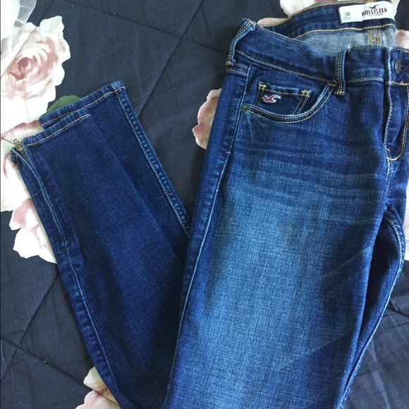 Hollister jeans - Picture 2 of 3